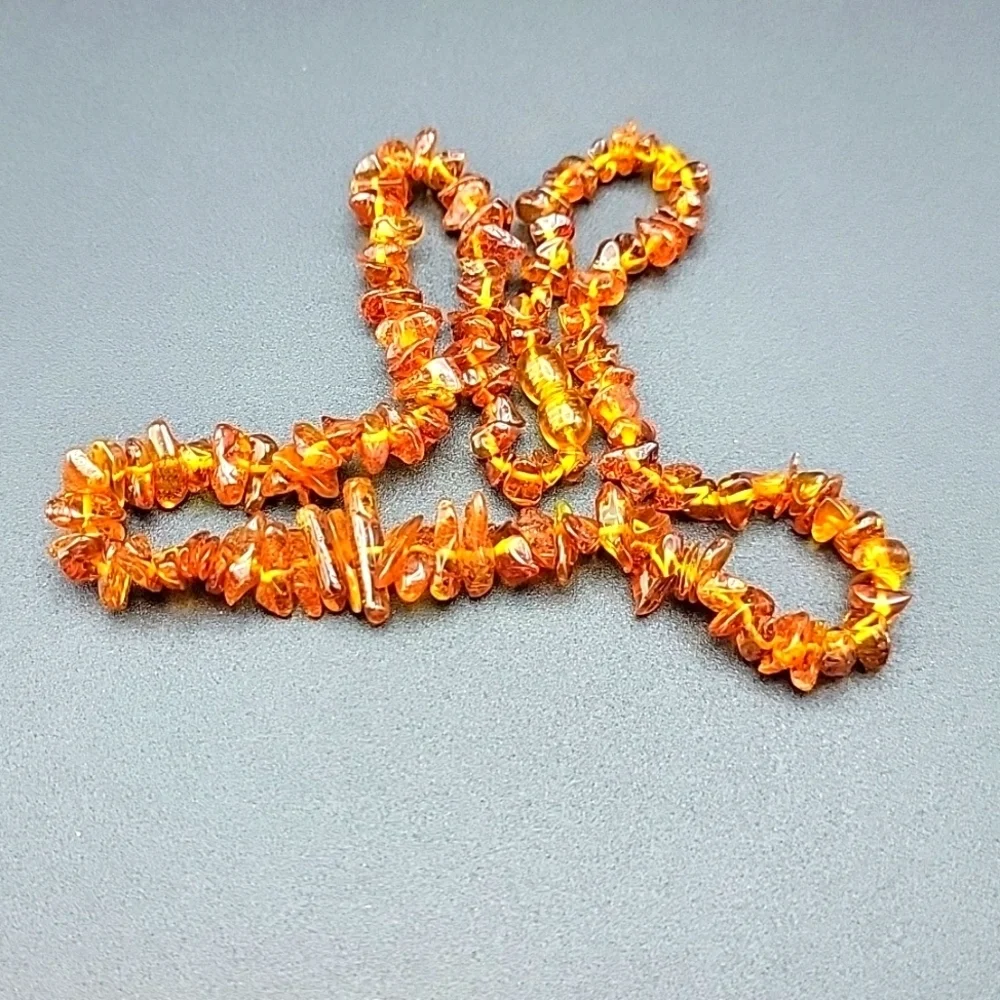 Natural Baltic Amber Chip 17.3" Necklace Barrel Closure Cognac Bead Beaded UV - Picture 8 of 12